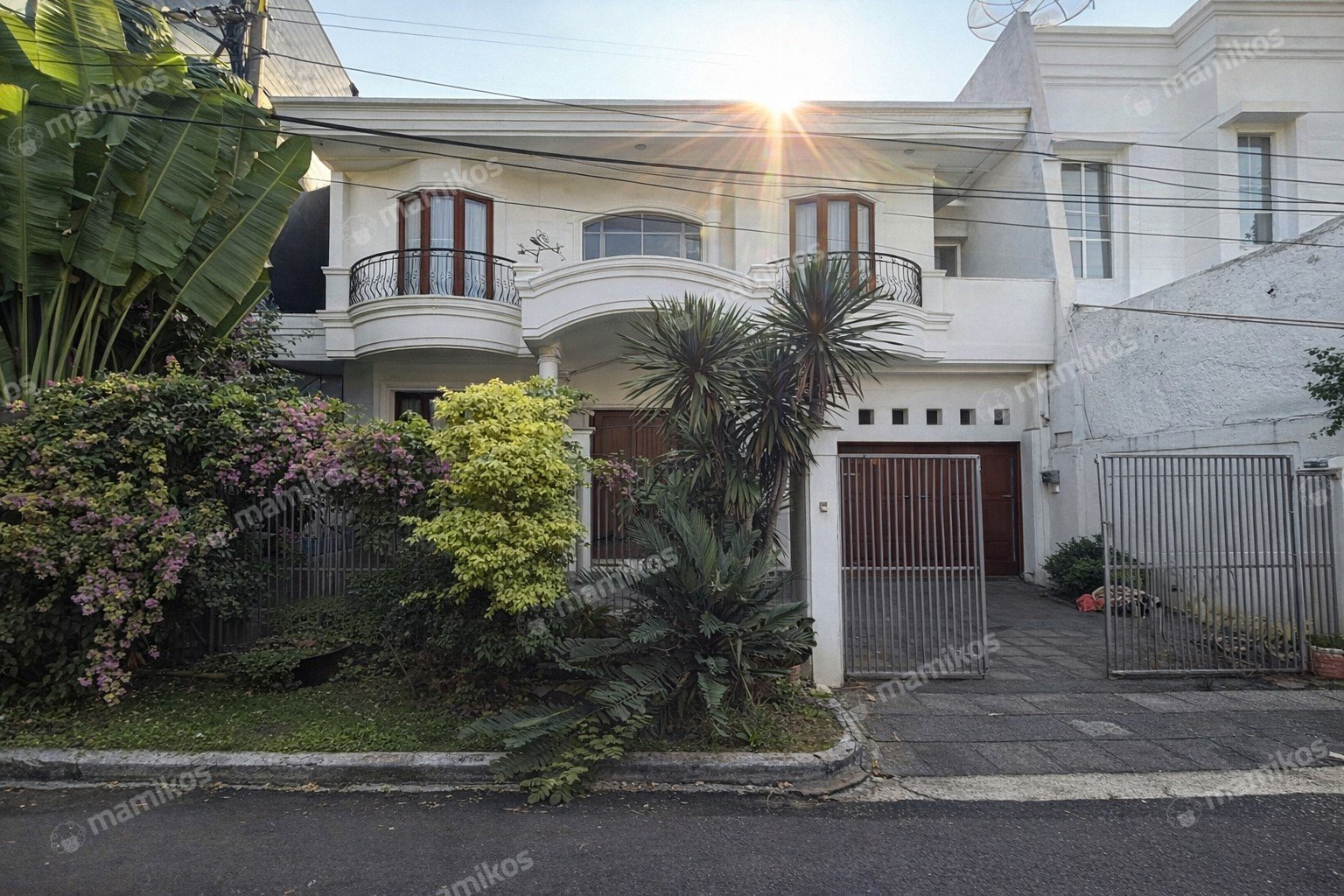 Rumah Sertifikat SHM 7 Kamar Tidur 7 Kamar Mandi Pondok Kelapa Jakarta Timur