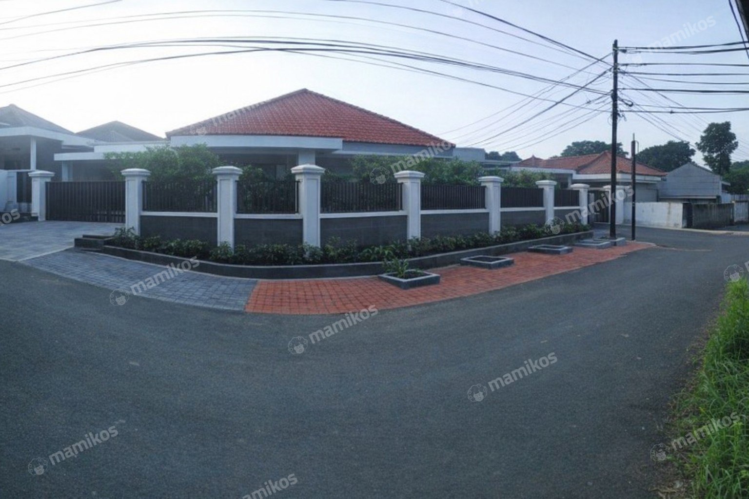 Rumah Sertifikat SHM 6 Kamar Tidur 2 Kamar Mandi Jatiwaringin Jakarta Timur - Photo 4