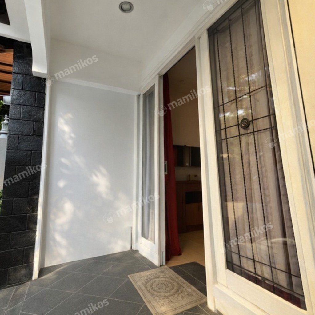 Rumah Sertifikat SHM 3 Kamar Tidur 2 Kamar Mandi Lebak Bulus Jakarta Selatan - Photo 2