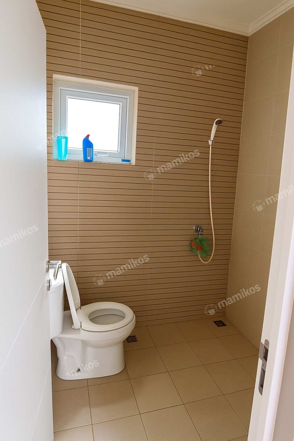 Rumah Sertifikat SHM 2 Kamar Tidur 2 Kamar Mandi Kota Wisata Jakarta Timur - Photo 2