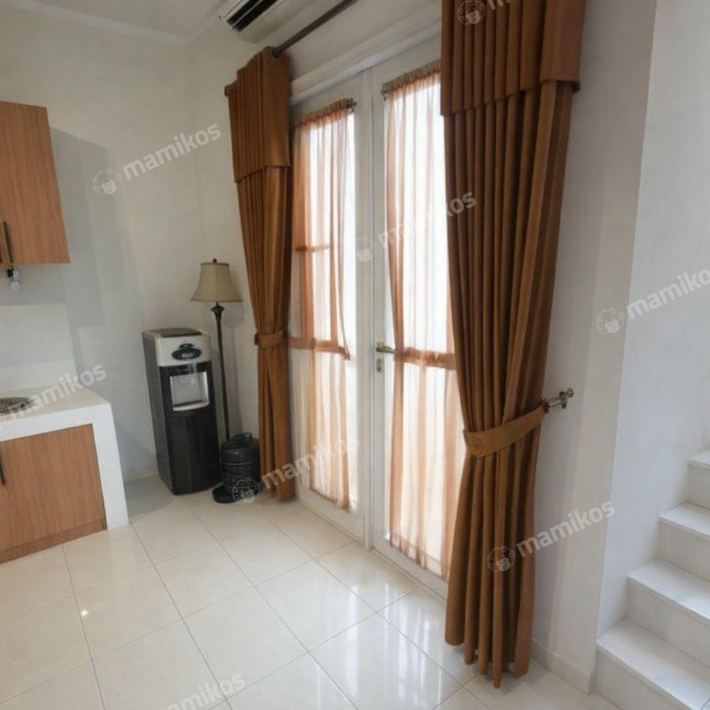 Rumah Sertifikat SHM 2 Kamar Tidur 2 Kamar Mandi Kota Wisata Jakarta Timur - Photo 4