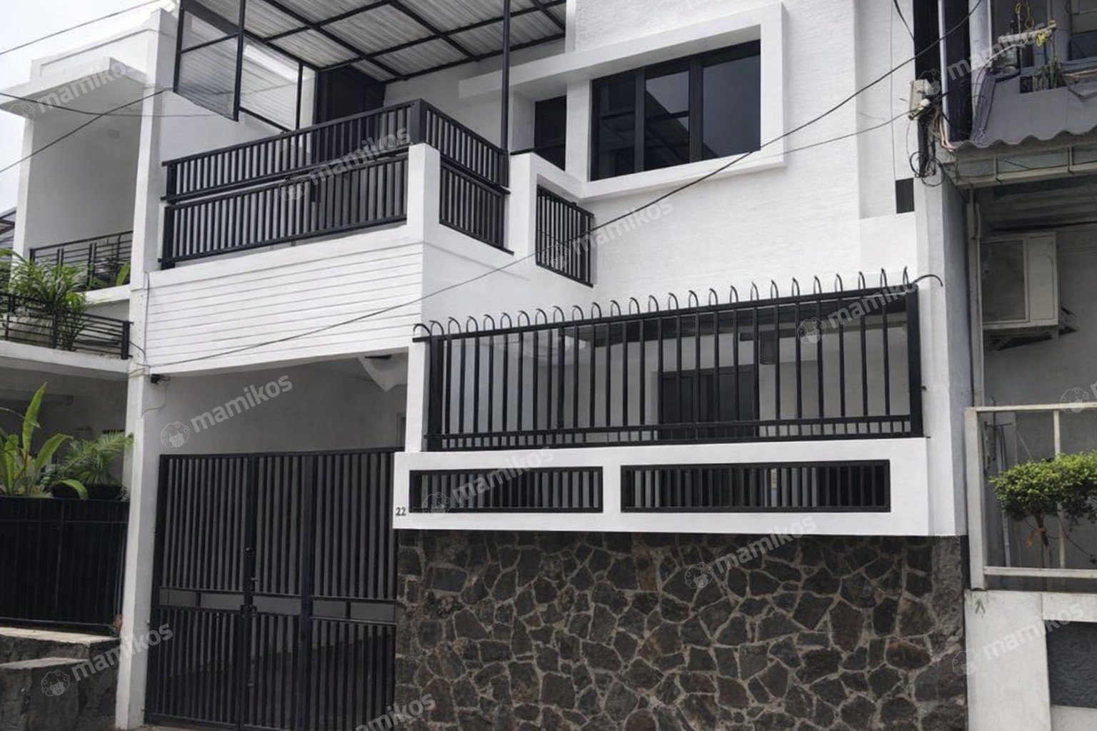 Rumah Sertifikat SHM 4 Kamar Tidur 4 Kamar Mandi Rawamangun Jakarta Timur