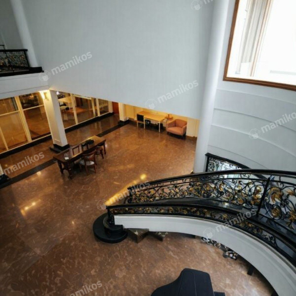 Rumah 6 Kamar Tidur 5 Kamar Mandi 2 Lantai Mega Kuningan Jakarta Selatan - Photo 5