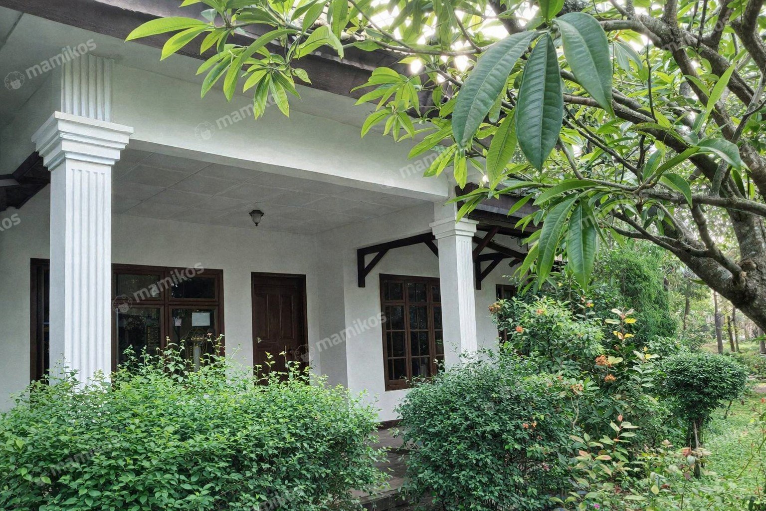 Rumah Sertifikat SHM 4 Kamar Tidur 2 Kamar Mandi Kebon Jeruk Jakarta Barat - Photo 4