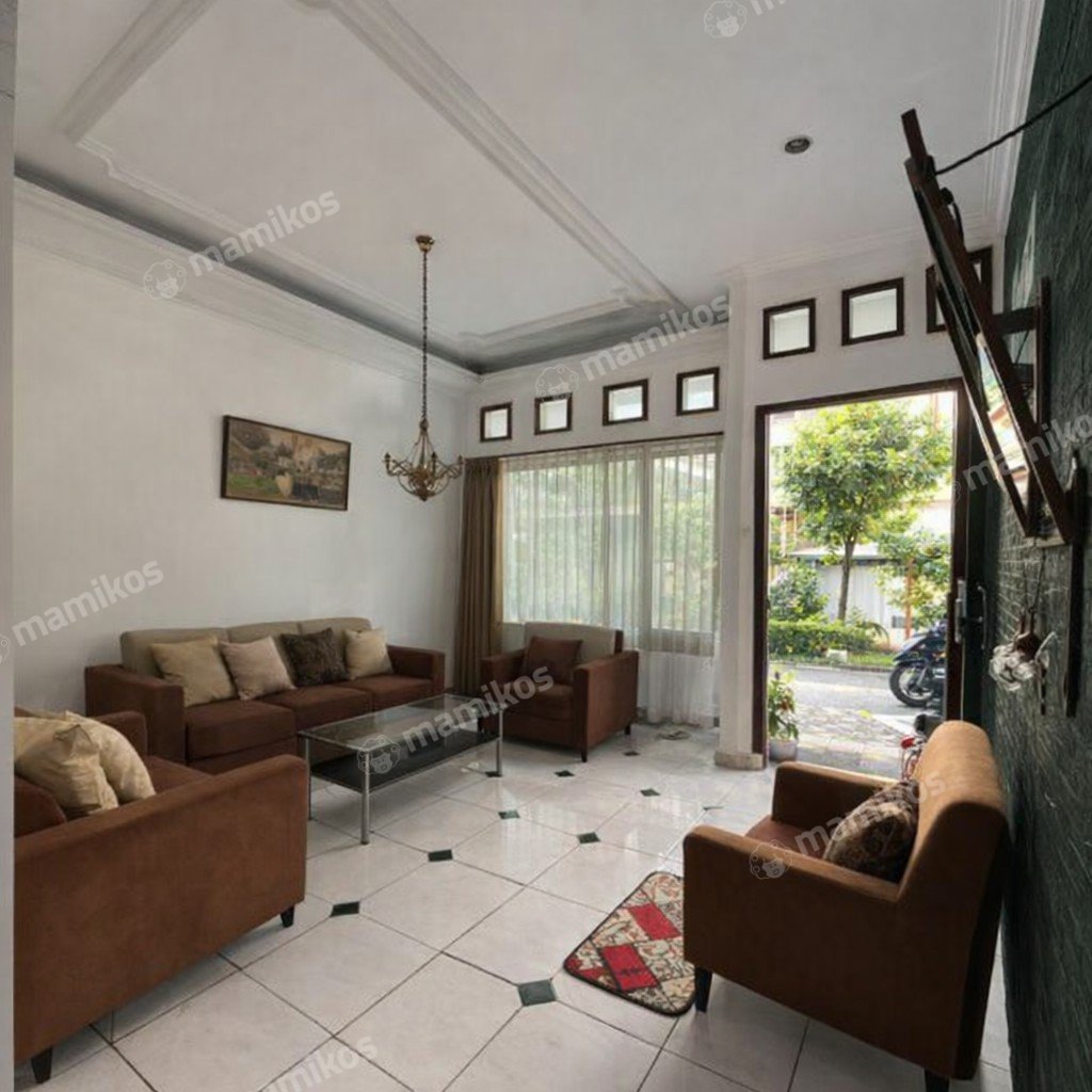 Rumah Sertifikat SHM 5 Kamar Tidur 4 Kamar Mandi Cibubur Jakarta Timur - Photo 5