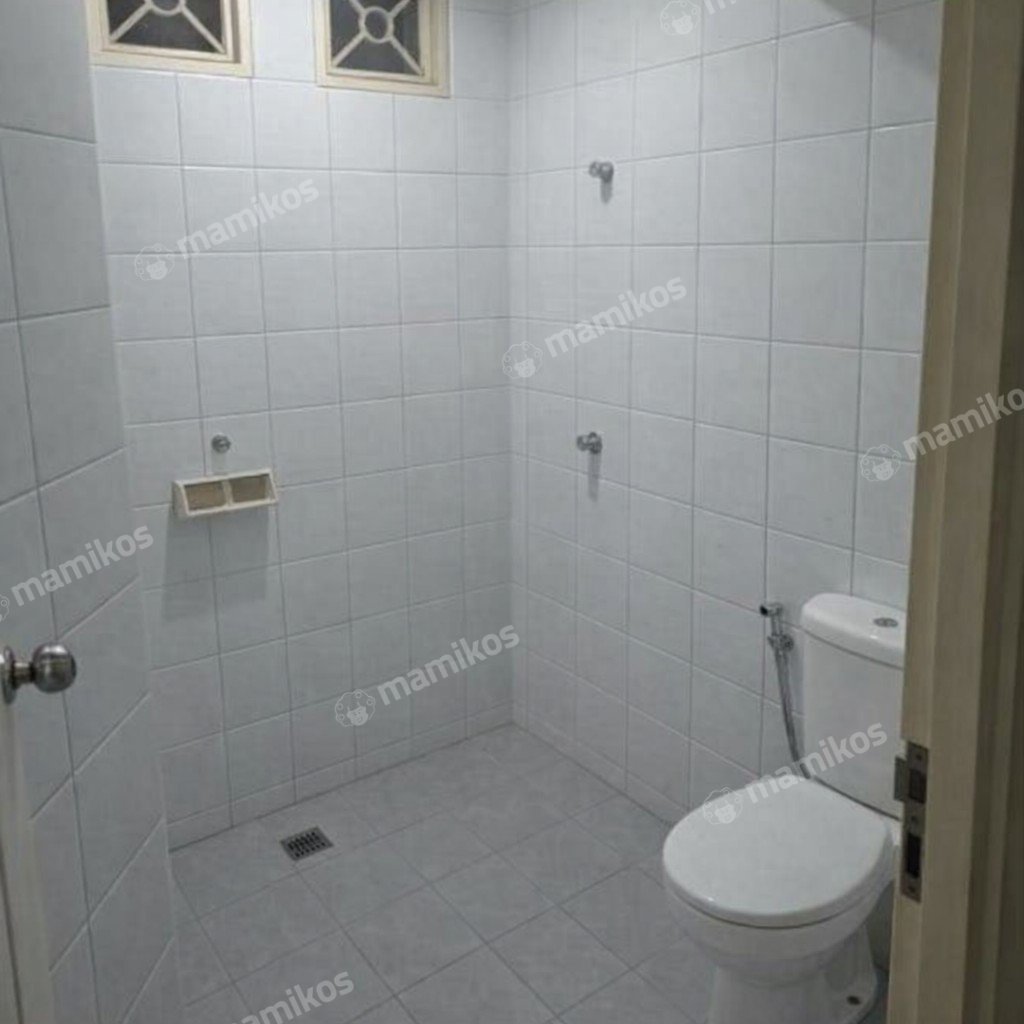 Rumah Sertifikat SHM 4 Kamar Tidur 2 Kamar Mandi Kembangan Jakarta Barat - Photo 5