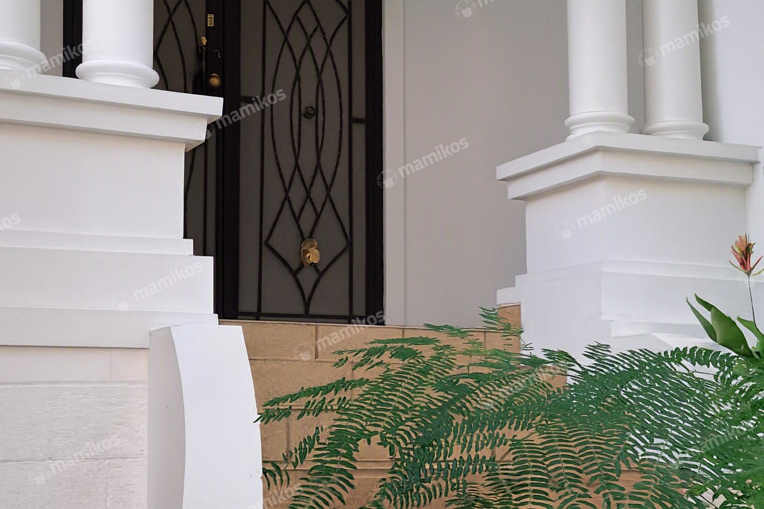 Rumah Sertifikat SHM 4 Kamar Tidur 4 Kamar Mandi Pantai Indah Kapuk Jakarta Utara