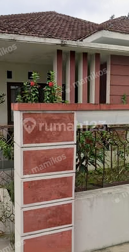 Rumah Sertifikat SHM 7 Kamar Tidur 3 Kamar Mandi Citarum Semarang - Photo 2