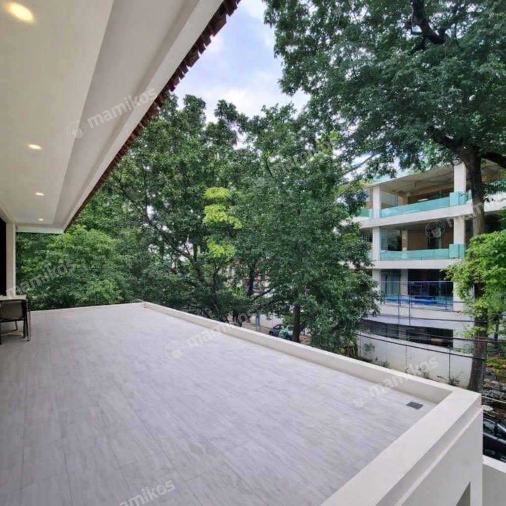 Rumah Sertifikat SHM 11 Kamar Tidur 5 Kamar Mandi Kebayoran Baru Jakarta Selatan - Photo 3