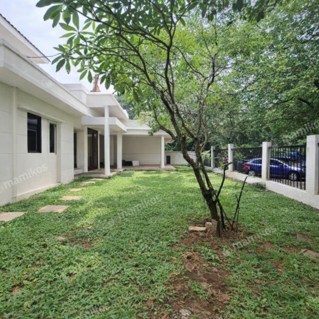 Rumah Sertifikat SHM 11 Kamar Tidur 5 Kamar Mandi Kebayoran Baru Jakarta Selatan - Photo 4