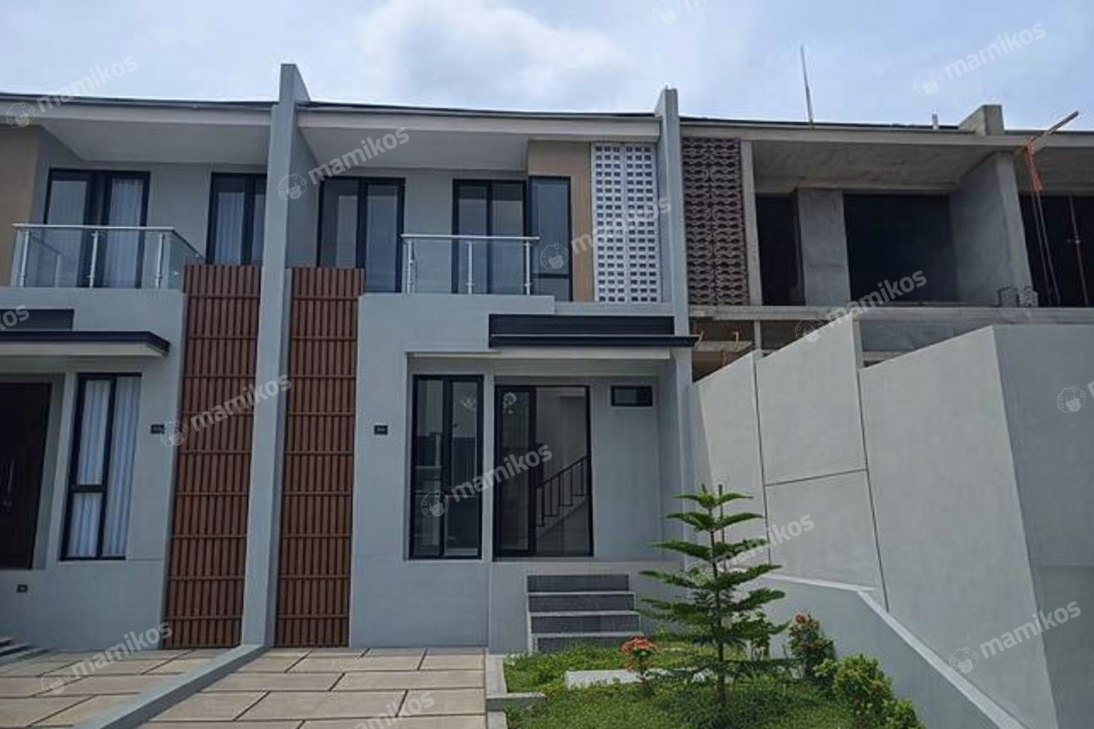 Rumah Sertifikat HGB 3 Kamar Tidur 2 Kamar Mandi Joglo Jakarta Barat
