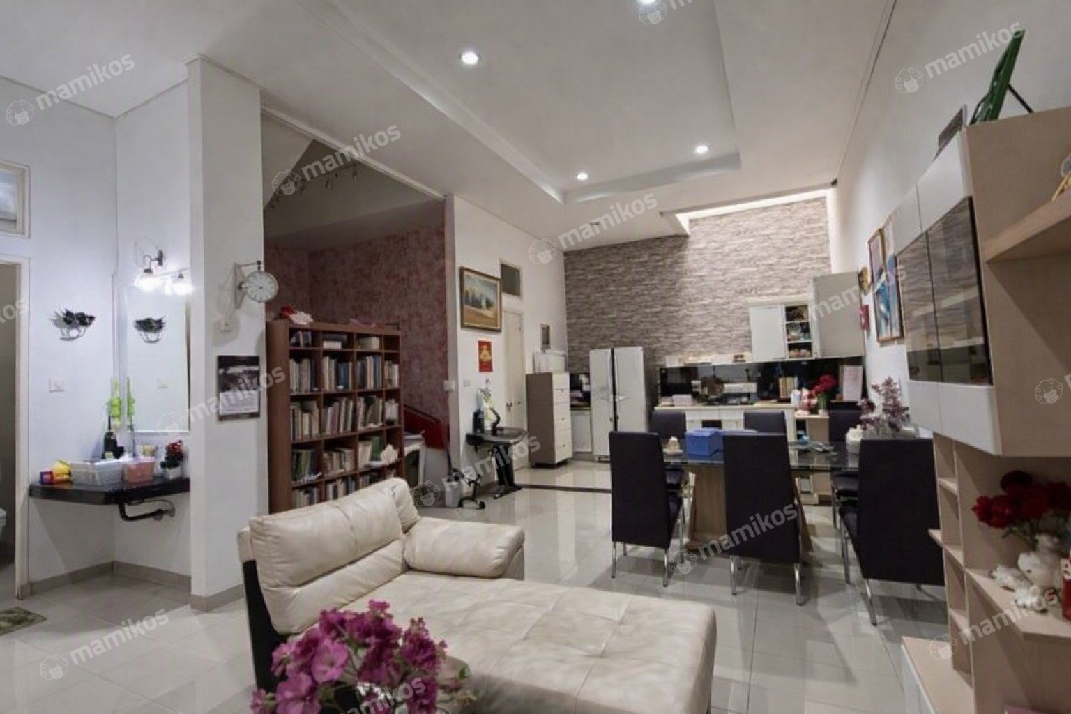 Rumah Sertifikat SHM 4 Kamar Tidur 4 Kamar Mandi Muara Karang Jakarta Utara - Photo 5