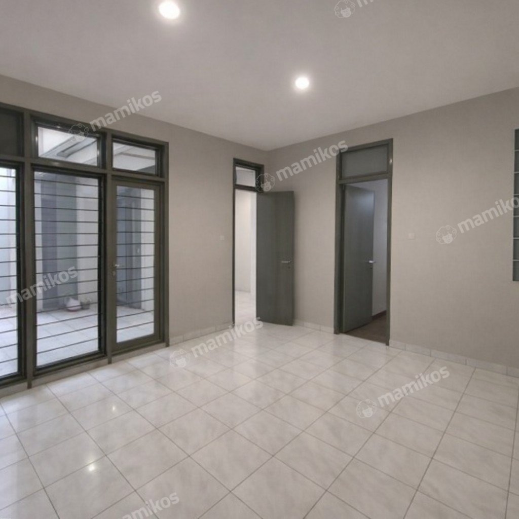 Rumah Sertifikat SHM 5 Kamar Tidur 3 Kamar Mandi Tomang Jakarta Barat - Photo 4