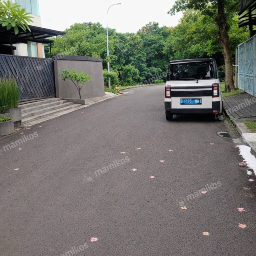Rumah Baru Sertifikat SHM 8 Kamar Tidur Permata Buana Jakarta Barat - Photo 5