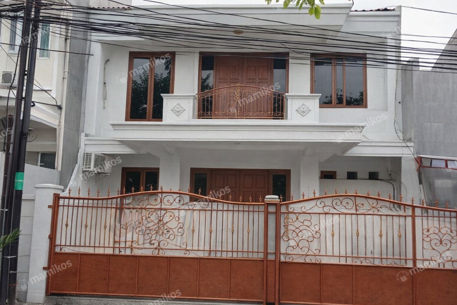Rumah Sertifikat SHM 4 Kamar Tidur 3 Kamar Mandi Kelapa Gading Jakarta Utara