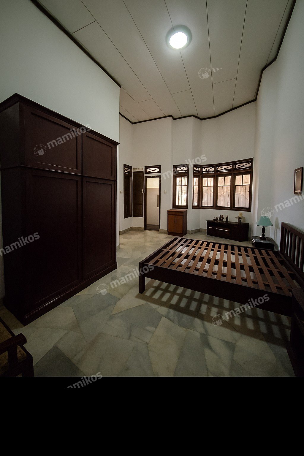 Rumah Sertifikat SHM 6 Kamar Tidur 4 Kamar Mandi Bambu Apus Jakarta Timur - Photo 4