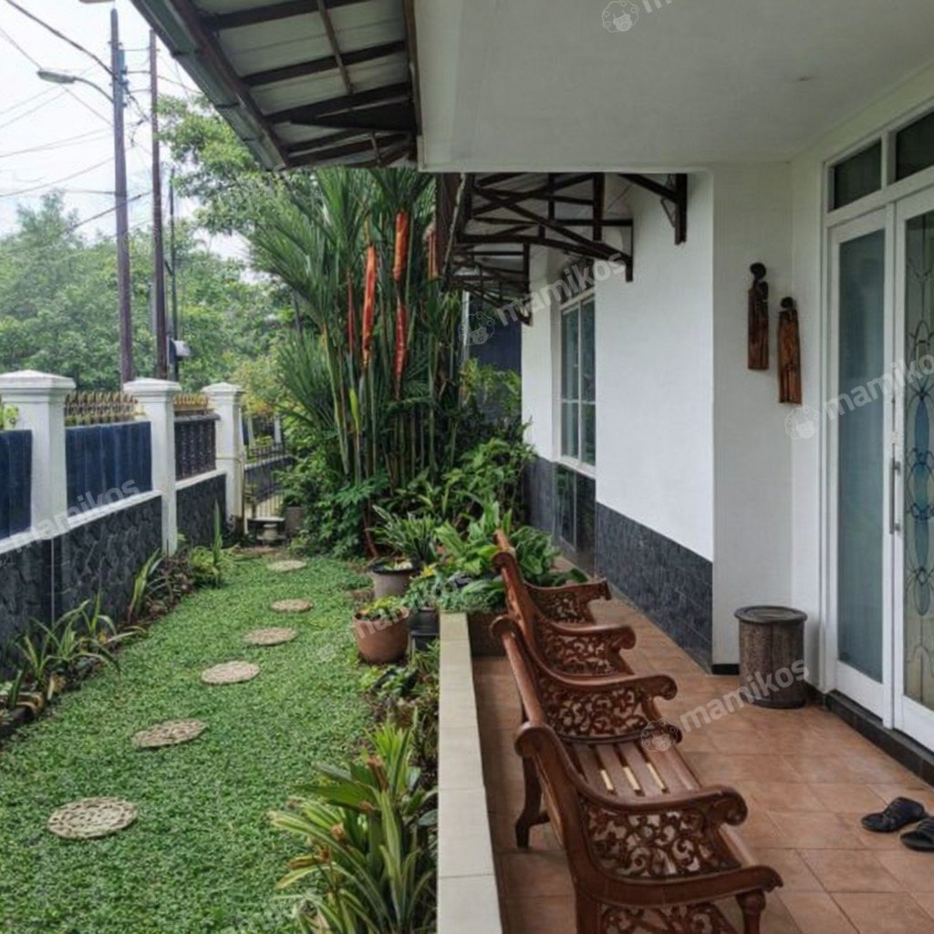 Rumah Sertifikat SHM 3 Kamar Tidur 3 Kamar Mandi Pondok Bambu Jakarta Timur - Photo 2