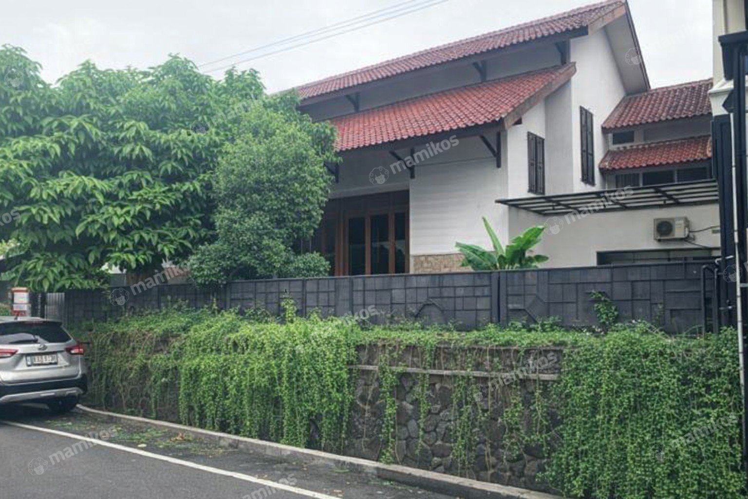 Rumah Sertifikat SHM 7 Kamar Tidur 4 Kamar Mandi Duren Sawit Jakarta Timur