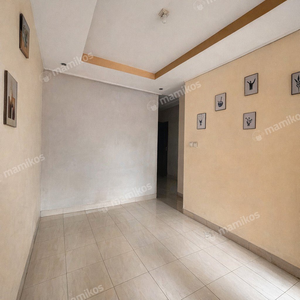 Rumah Sertifikat SHM 4 Kamar Tidur 2 Kamar Mandi Gandaria Jakarta Selatan - Photo 2