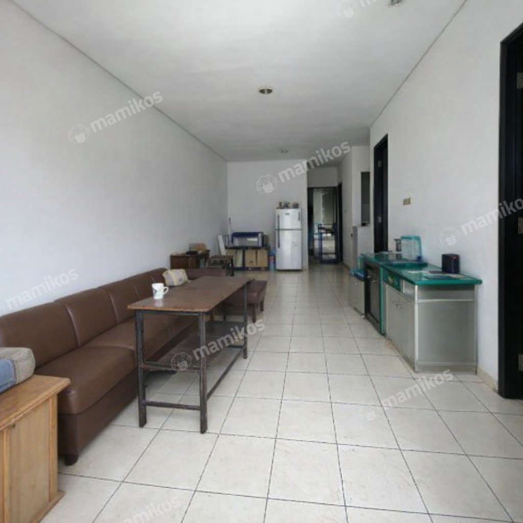 Rumah Sertifikat SHM 5 Kamar Tidur 3 Kamar Mandi Taman Ratu Jakarta Barat - Photo 5