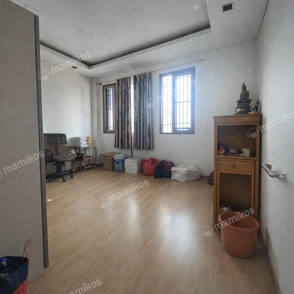 Rumah Sertifikat SHM 6 Kamar Tidur 4 Kamar Mandi Cengkareng Jakarta Barat - Photo 4