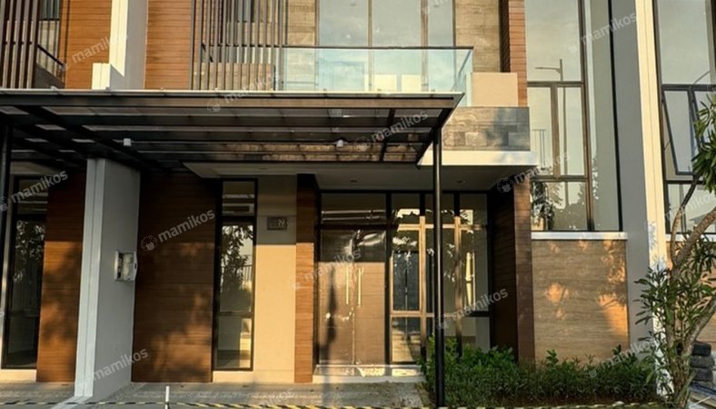 Rumah 4KT 4KM Pantai Indah Kapuk 2 Jakarta Utara