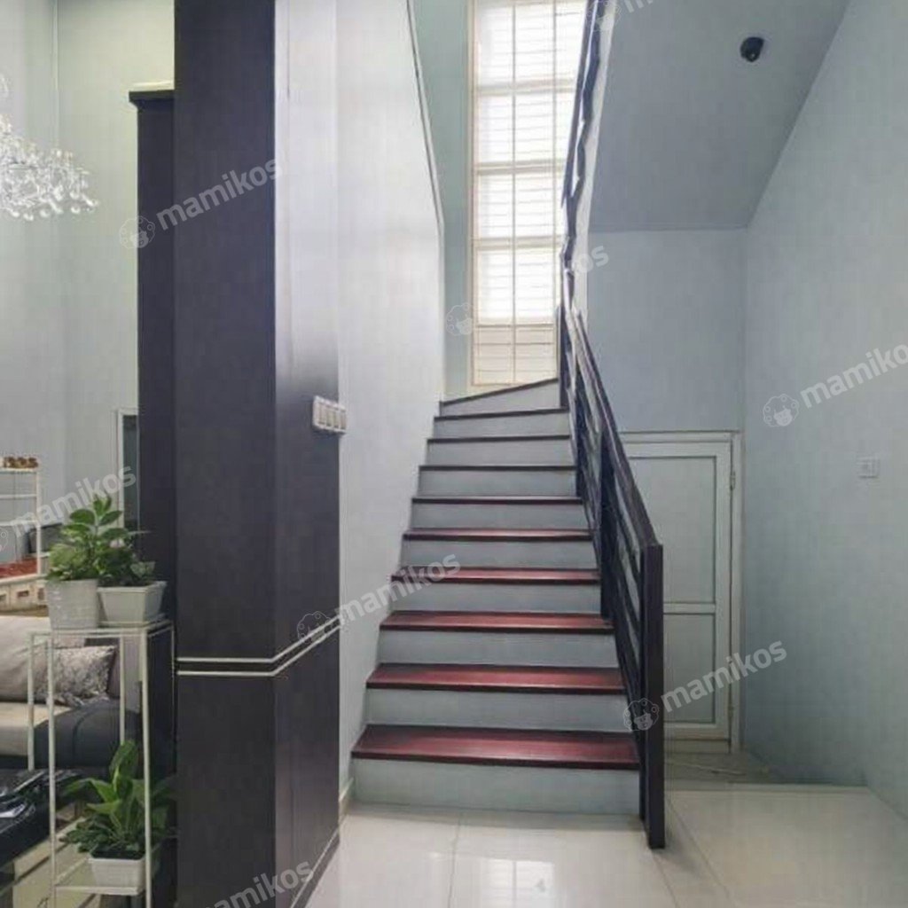 Rumah Sertifikat SHM 6 Kamar Tidur 5 Kamar Mandi Cibubur Jakarta Timur - Photo 5