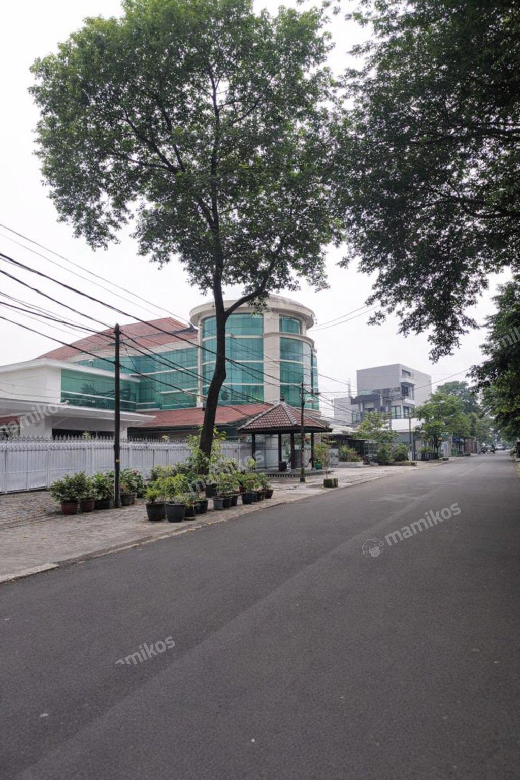 Rumah Sertifikat SHM 6 Kamar Tidur 3 Kamar Mandi Grogol Jakarta Barat - Photo 4