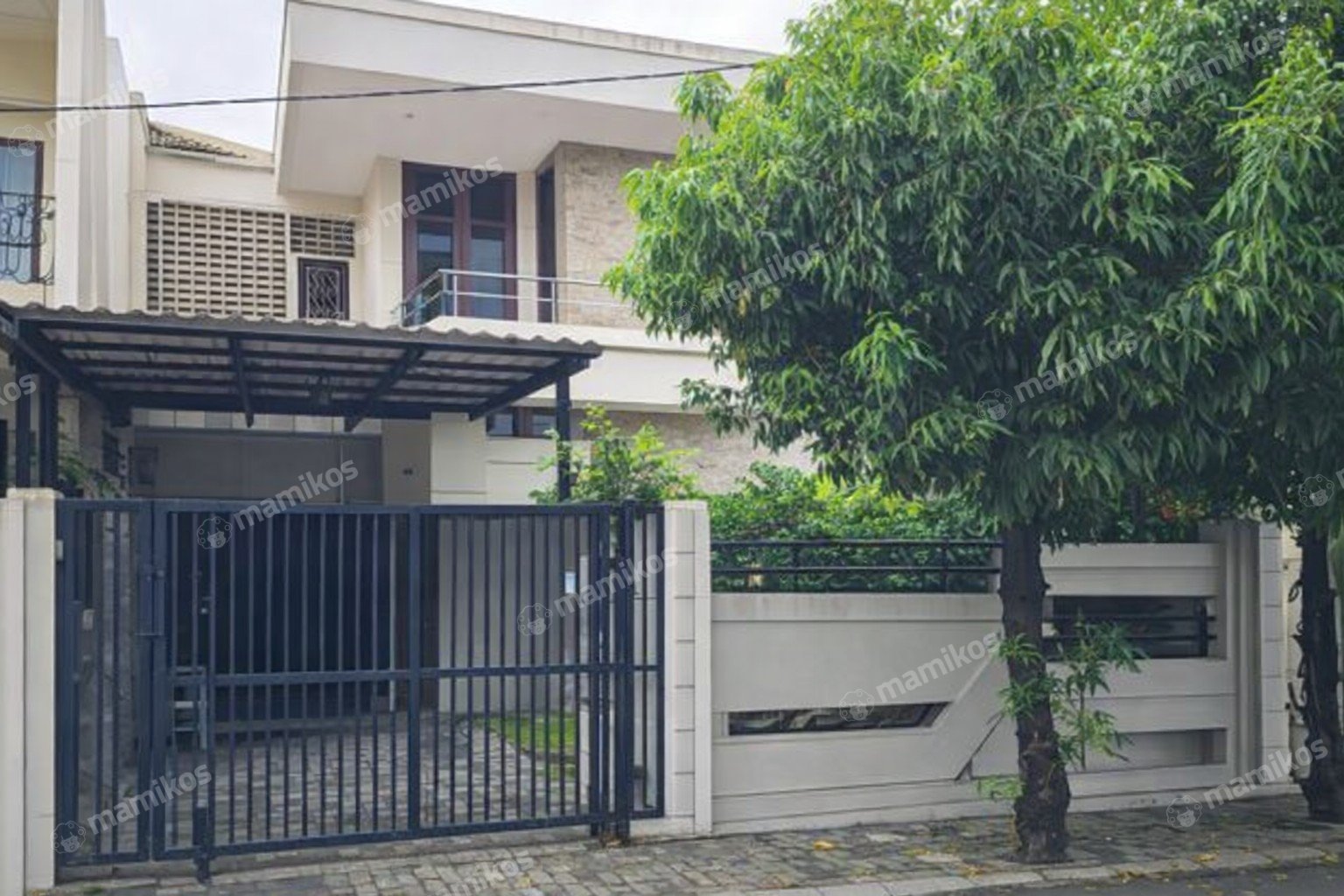 Rumah Sertifikat SHM 4 Kamar Tidur 3 Kamar Mandi Green garden Jakarta Barat