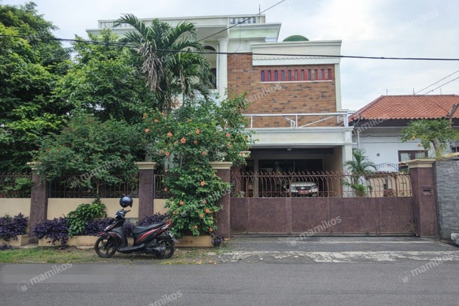 Rumah Sertifikat SHM 1 Lantai Makasar Jakarta Timur