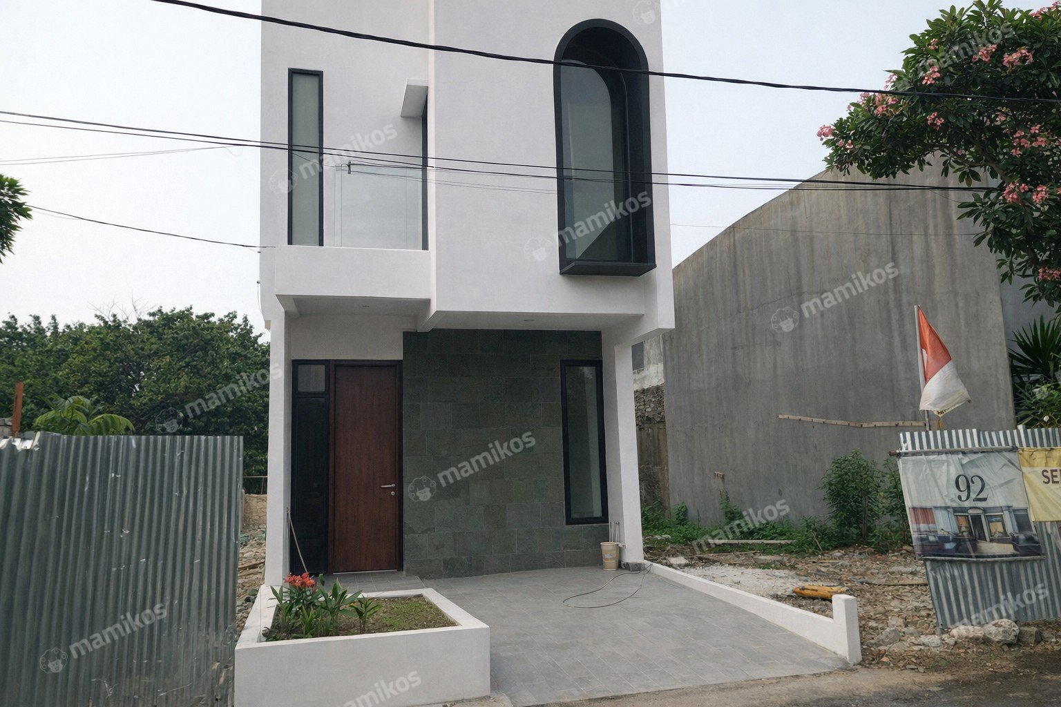 Rumah Sertifikat SHM 3 Kamar Tidur 2 Kamar Mandi Cirendeu Jakarta Selatan