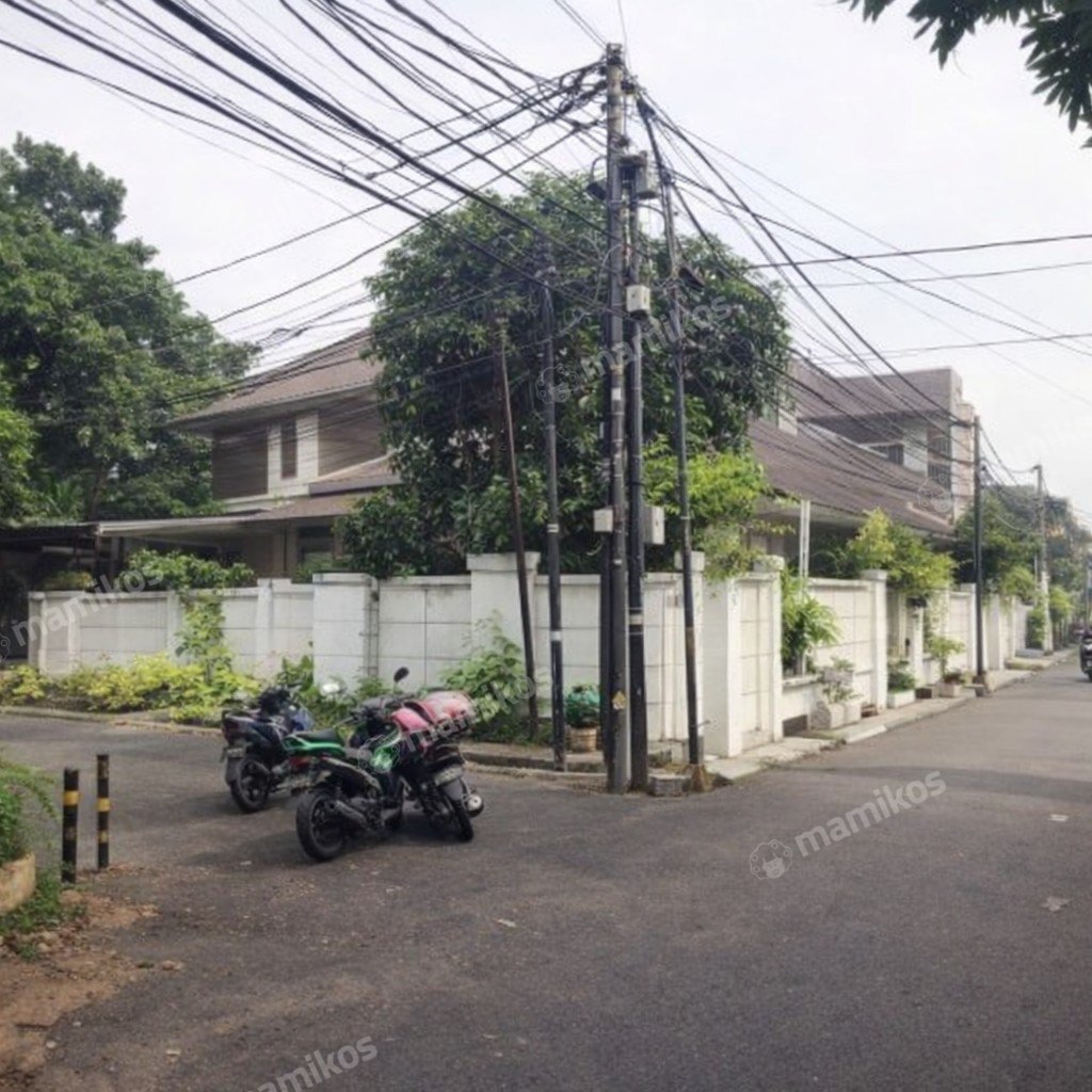 Rumah Sertifikat SHM 7 Kamar Tidur 4 Kamar Mandi Jati Padang Jakarta Selatan - Photo 3
