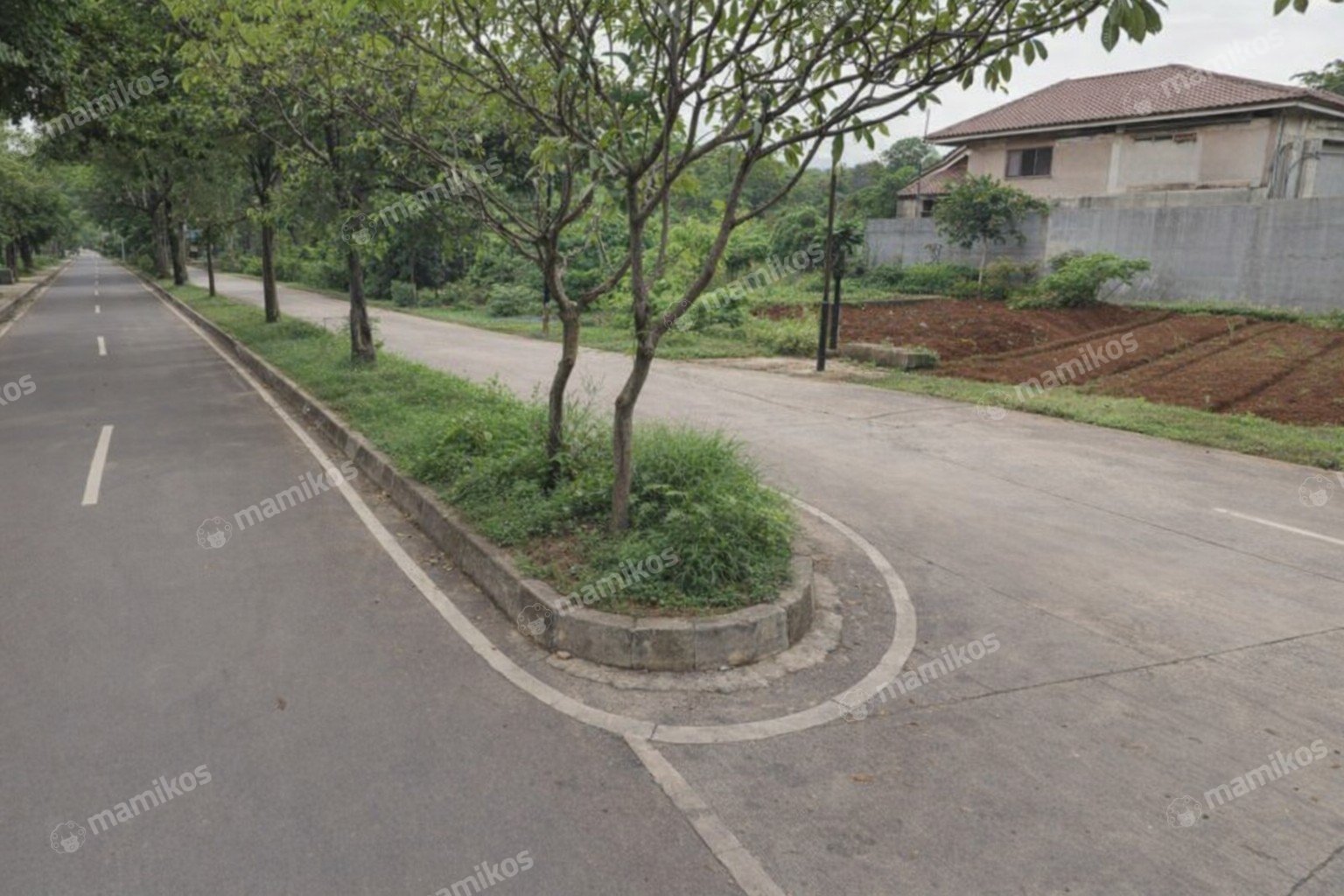 Rumah Sertifikat SHM 5 Kamar Tidur 4 Kamar Mandi Pondok Kelapa Jakarta Timur - Photo 2