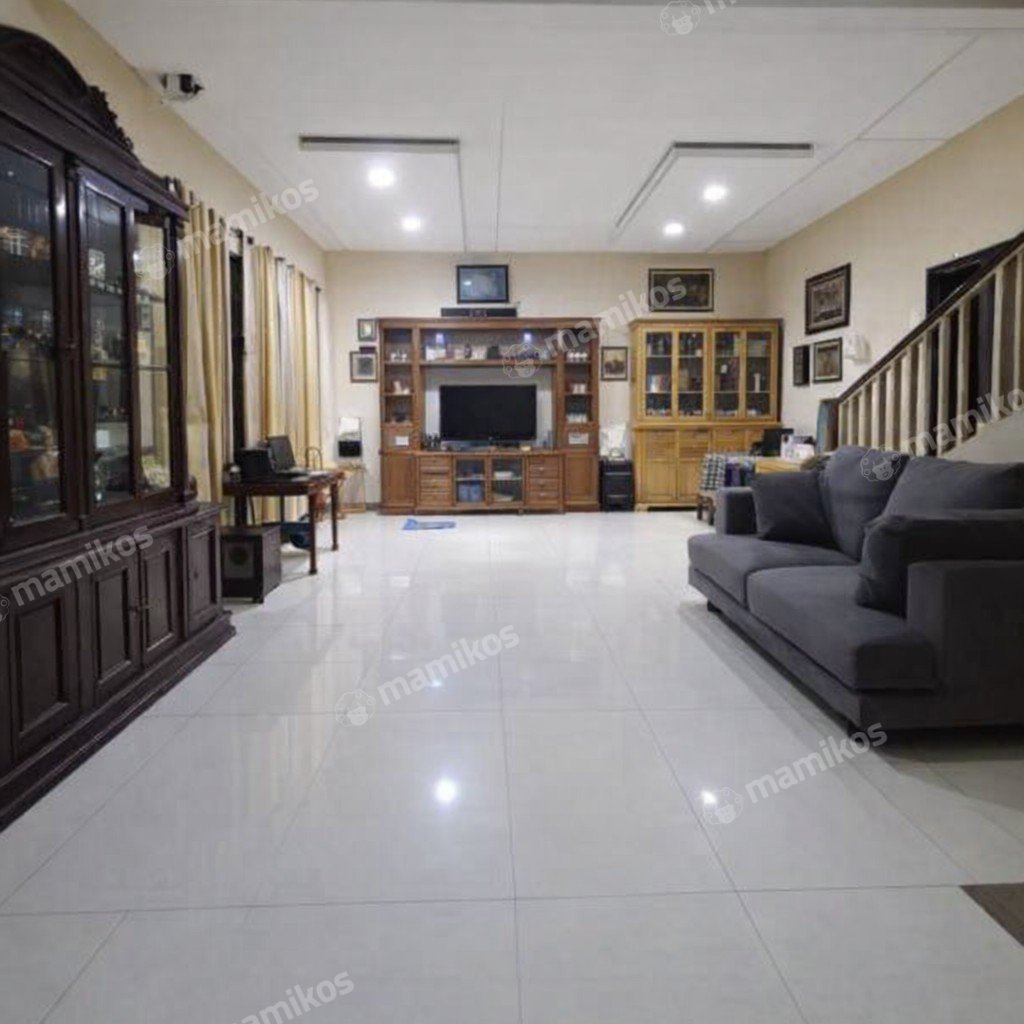 Rumah Sertifikat SHM 6 Kamar Tidur 4 Kamar Mandi Taman Mini Jakarta Timur - Photo 2