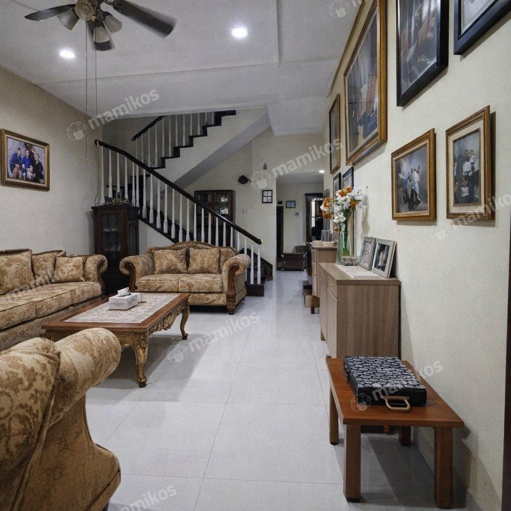 Rumah Sertifikat SHM 6 Kamar Tidur 4 Kamar Mandi Taman Mini Jakarta Timur - Photo 3