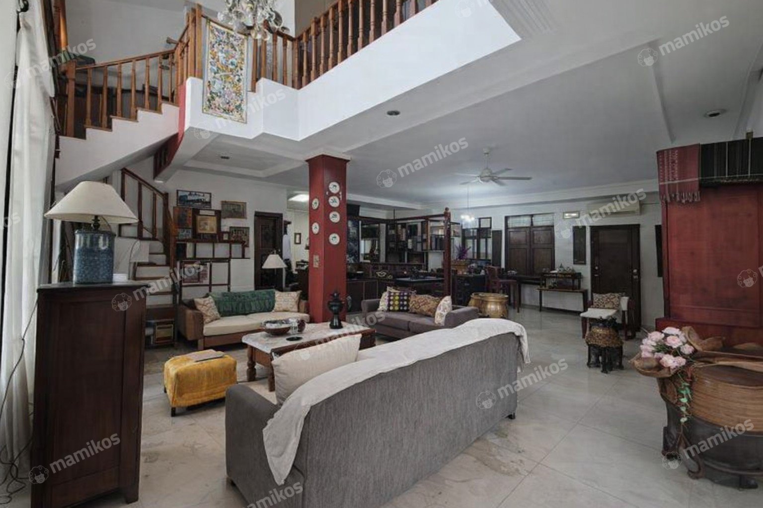 Rumah 6 Kamar Tidur 4 Kamar Mandi Lebak Bulus Jakarta Selatan