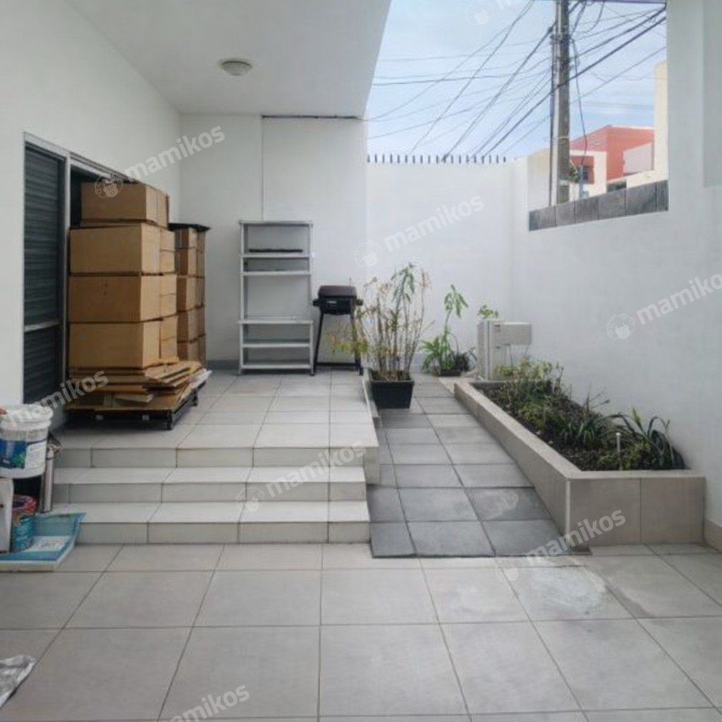 Rumah Sertifikat SHM 3 Kamar Tidur 3 Kamar Mandi Sunter Jakarta Utara - Photo 3