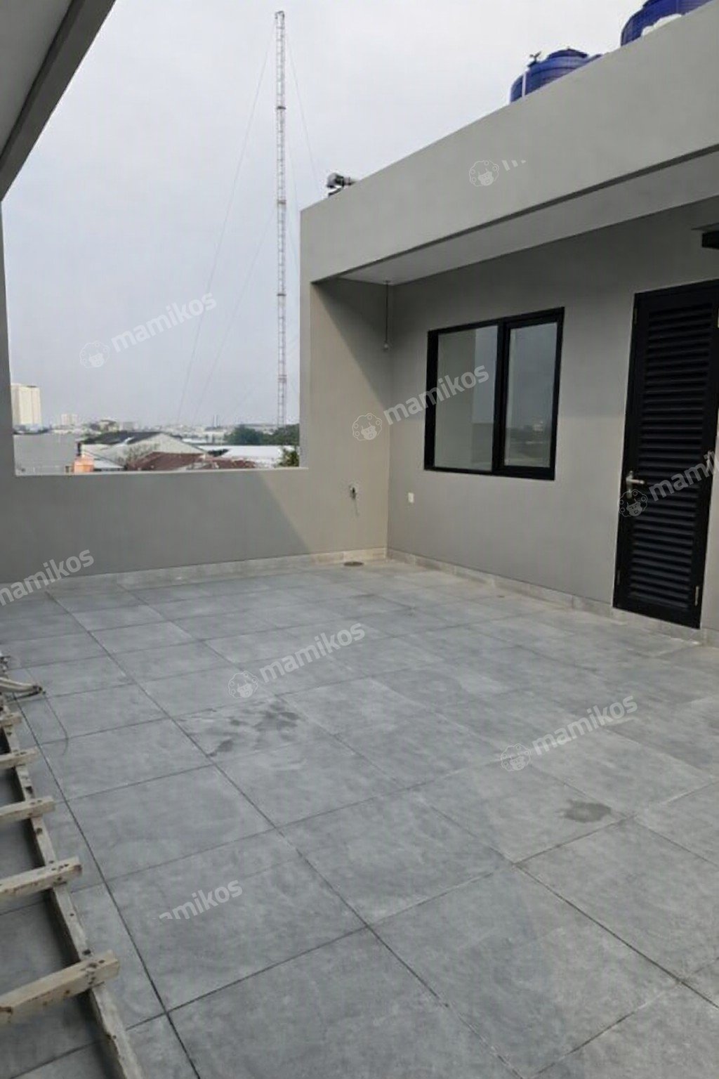 Rumah Sertifikat SHM 4 Kamar Tidur 4 Kamar Mandi Pantai Indah Kapuk Jakarta Utara - Photo 4
