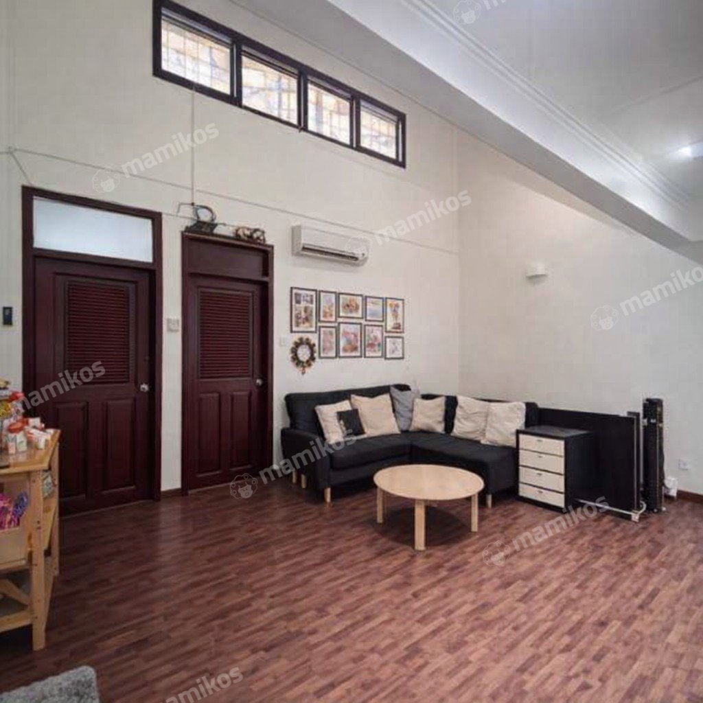 Rumah 5 Kamar Tidur 5 Kamar Mandi 2 Lantai Tanjung Duren Jakarta Barat - Photo 2