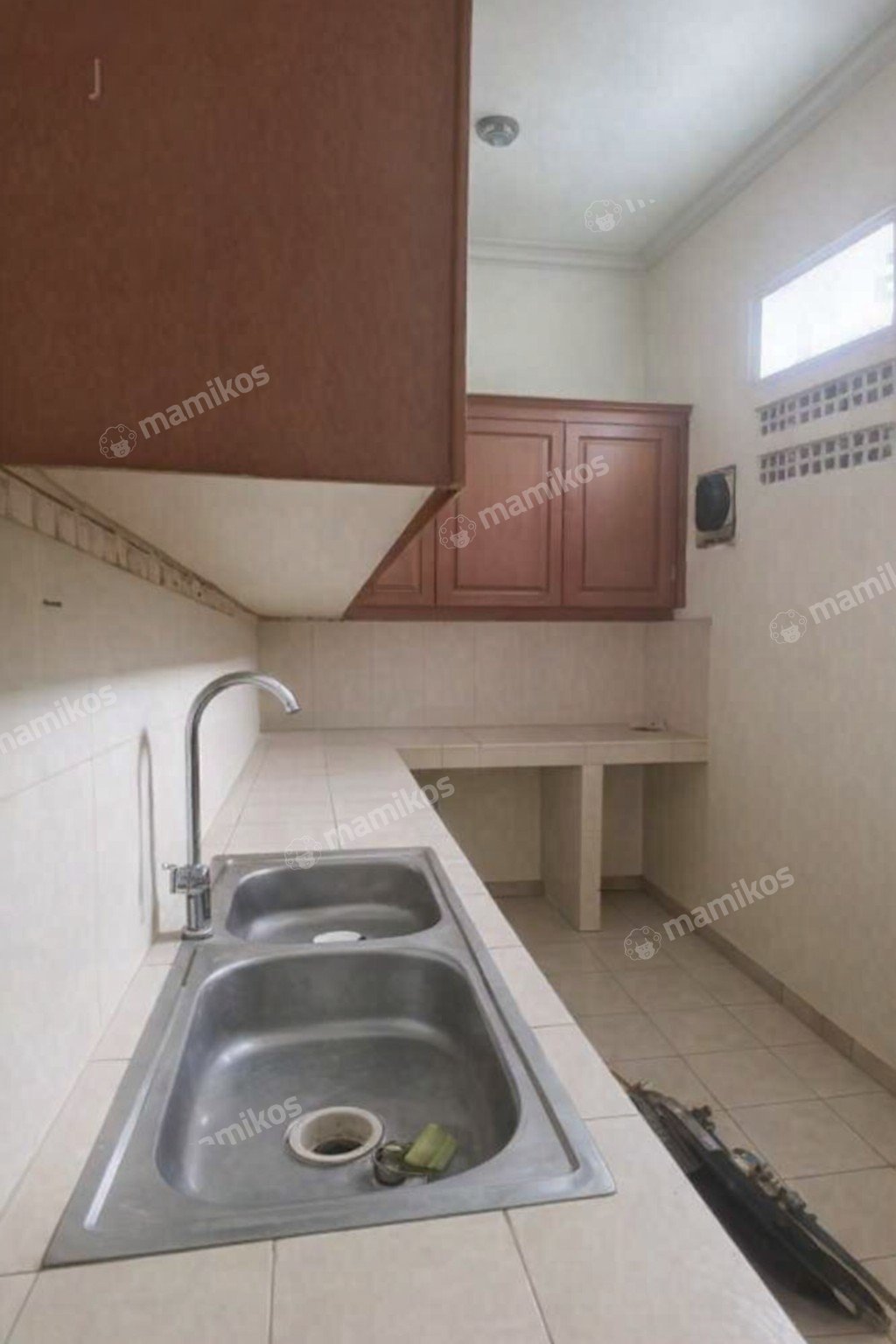 Rumah Sertifikat SHM 5 Kamar Tidur 3 Kamar Mandi Condet Jakarta Timur - Photo 4