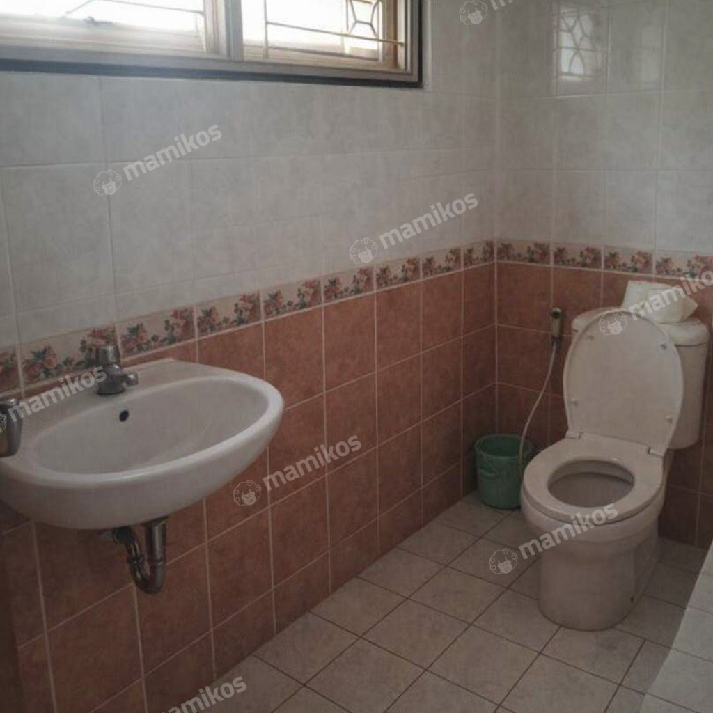 Rumah Sertifikat SHM 3 Kamar Tidur 3 Kamar Mandi Kembangan Jakarta Barat - Photo 3