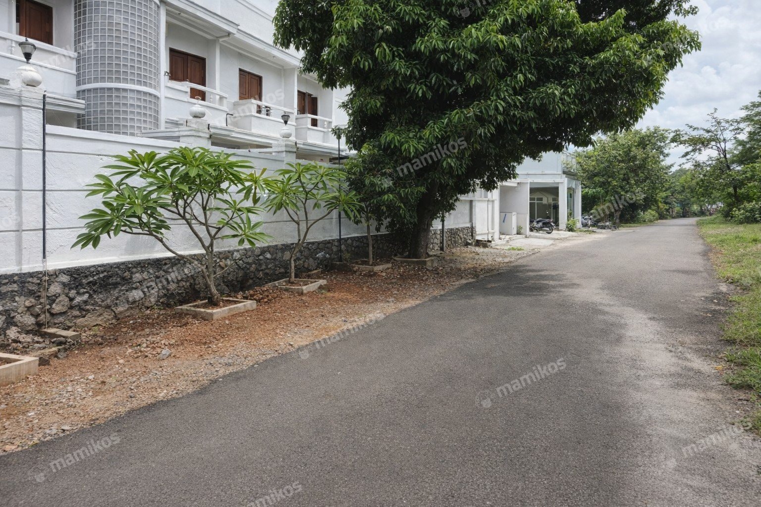 Rumah Sertifikat SHM 3 Kamar Tidur 3 Kamar Mandi Meruya Jakarta Barat - Photo 5