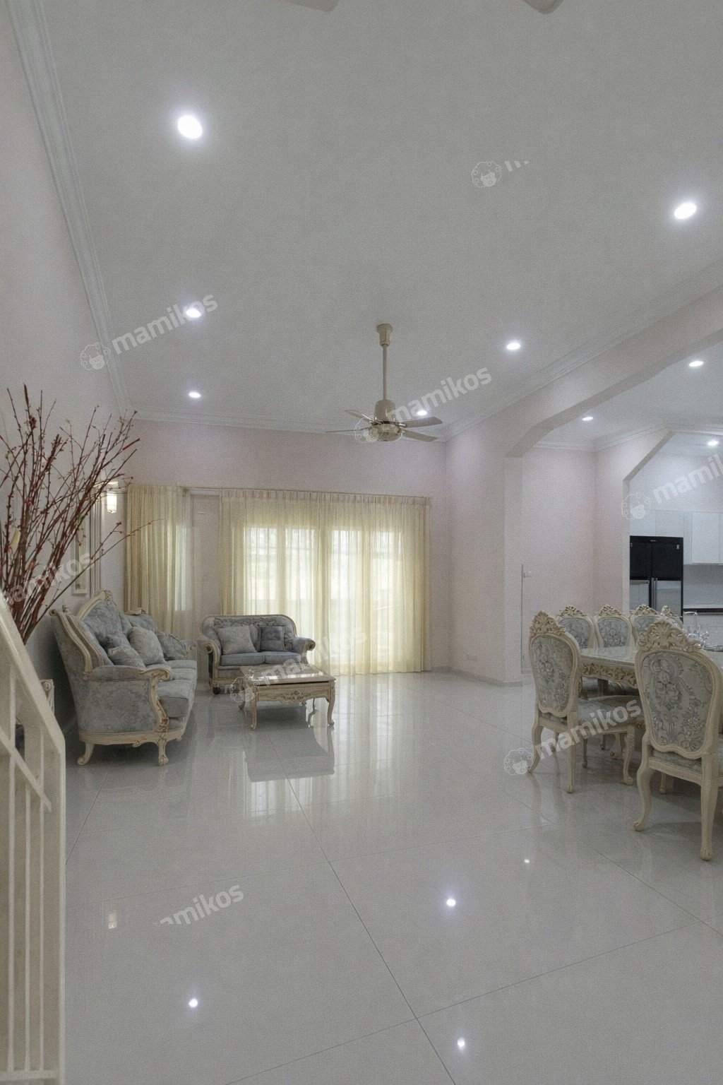 Rumah Sertifikat SHM 4 Kamar Tidur 4 Kamar Mandi Pantai Indah Kapuk Jakarta Utara - Photo 2