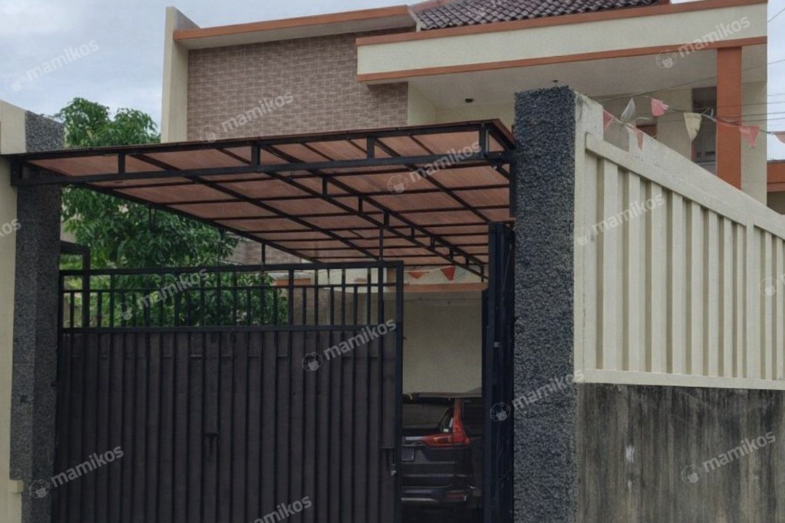 Rumah Sertifikat SHM 4 Kamar Tidur 4 Kamar Mandi Jatinegara Jakarta Timur