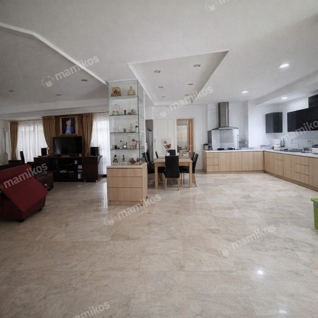 Rumah Sertifikat SHM 4 Kamar Tidur 4 Kamar Mandi Jatinegara Jakarta Timur - Photo 3