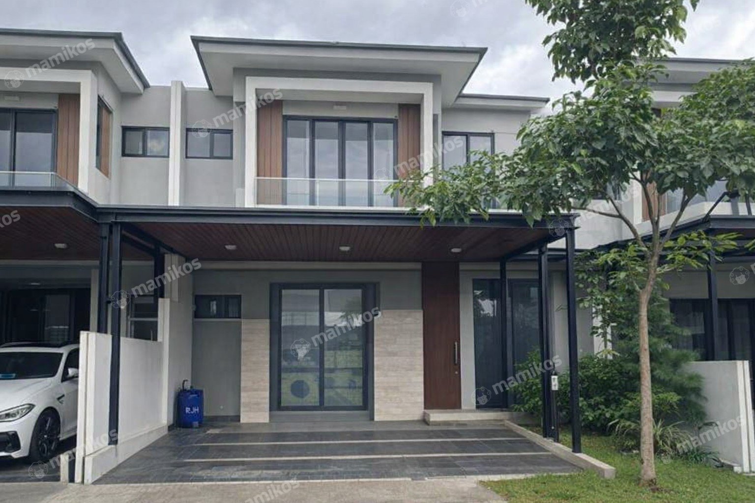 Rumah Sertifikat SHM 4 Kamar Tidur 4 Kamar Mandi Kota Wisata Jakarta Timur