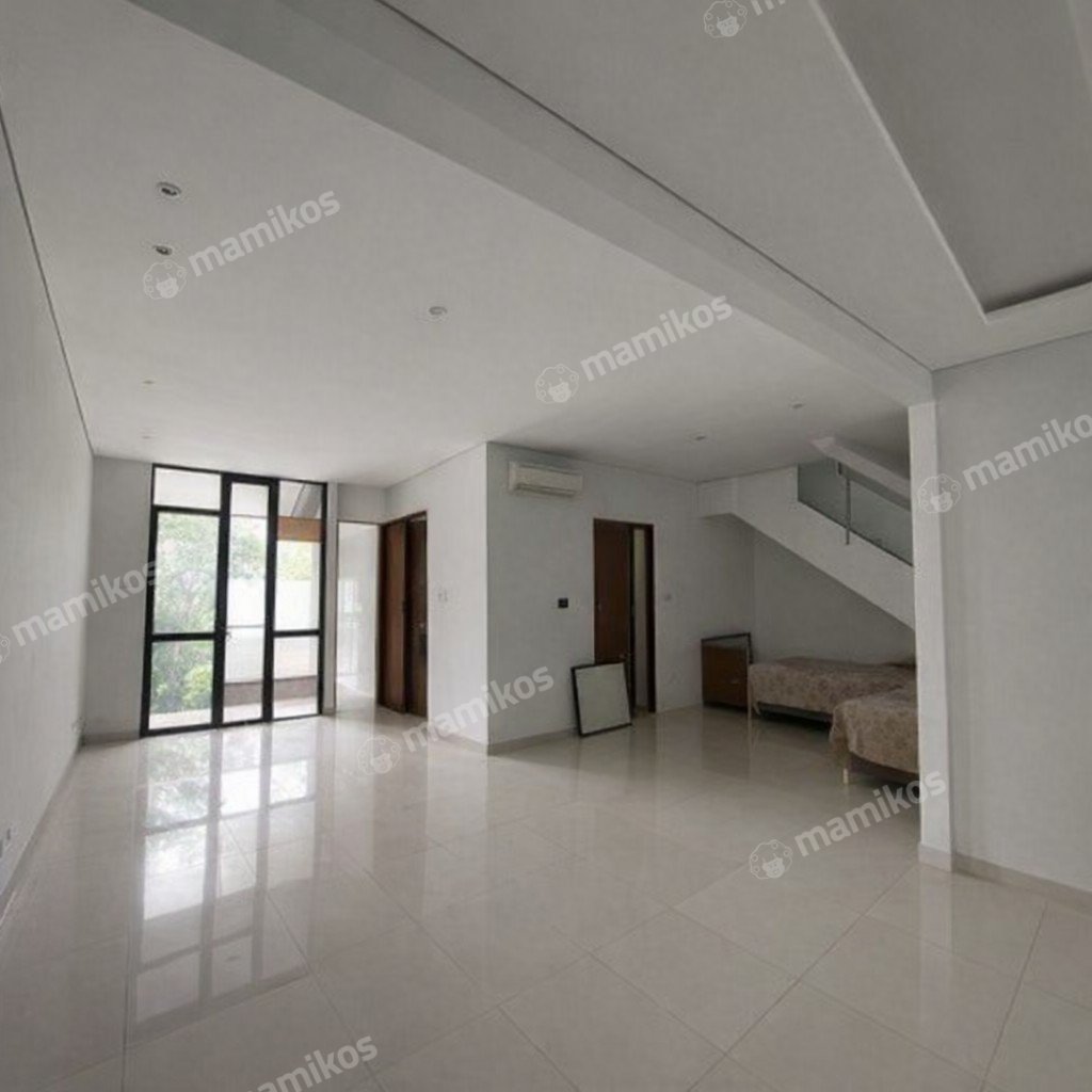 Rumah Sertifikat SHM 4 Kamar Tidur 4 Kamar Mandi Kota Wisata Jakarta Timur - Photo 2