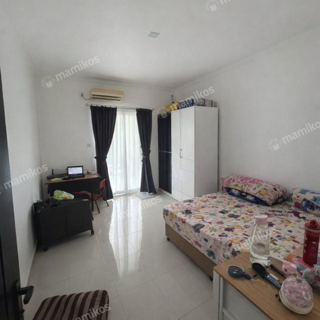 Rumah Sertifikat SHM 5 Kamar Tidur 3 Kamar Mandi Matraman Jakarta Timur - Photo 5