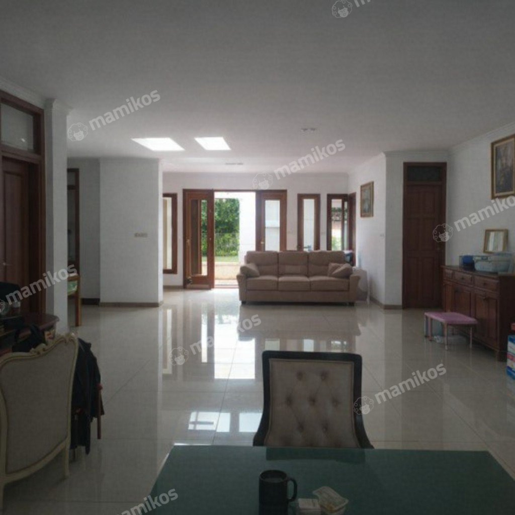 Rumah Sertifikat SHM 4 Kamar Tidur 4 Kamar Mandi Cinere Jakarta Selatan - Photo 3
