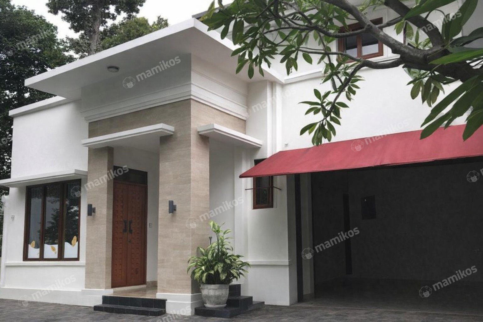 Rumah 4 Kamar Tidur 5 Kamar Mandi 2 Lantai Cilandak Jakarta Selatan